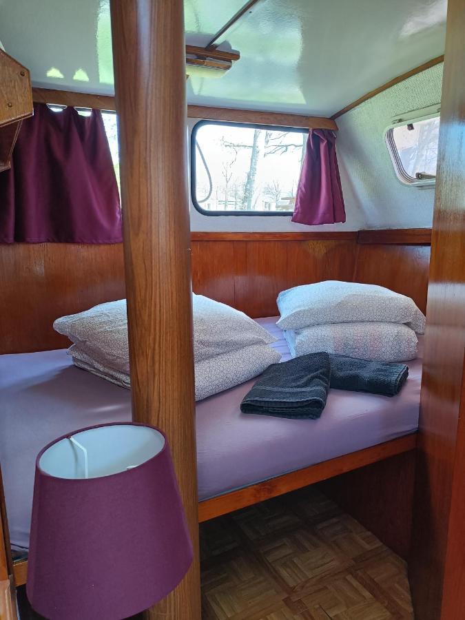 Ille Flottante, Maison Eclusiere Et Hebergements Insolites Sur Le Canal Hede-Bazouges Экстерьер фото
