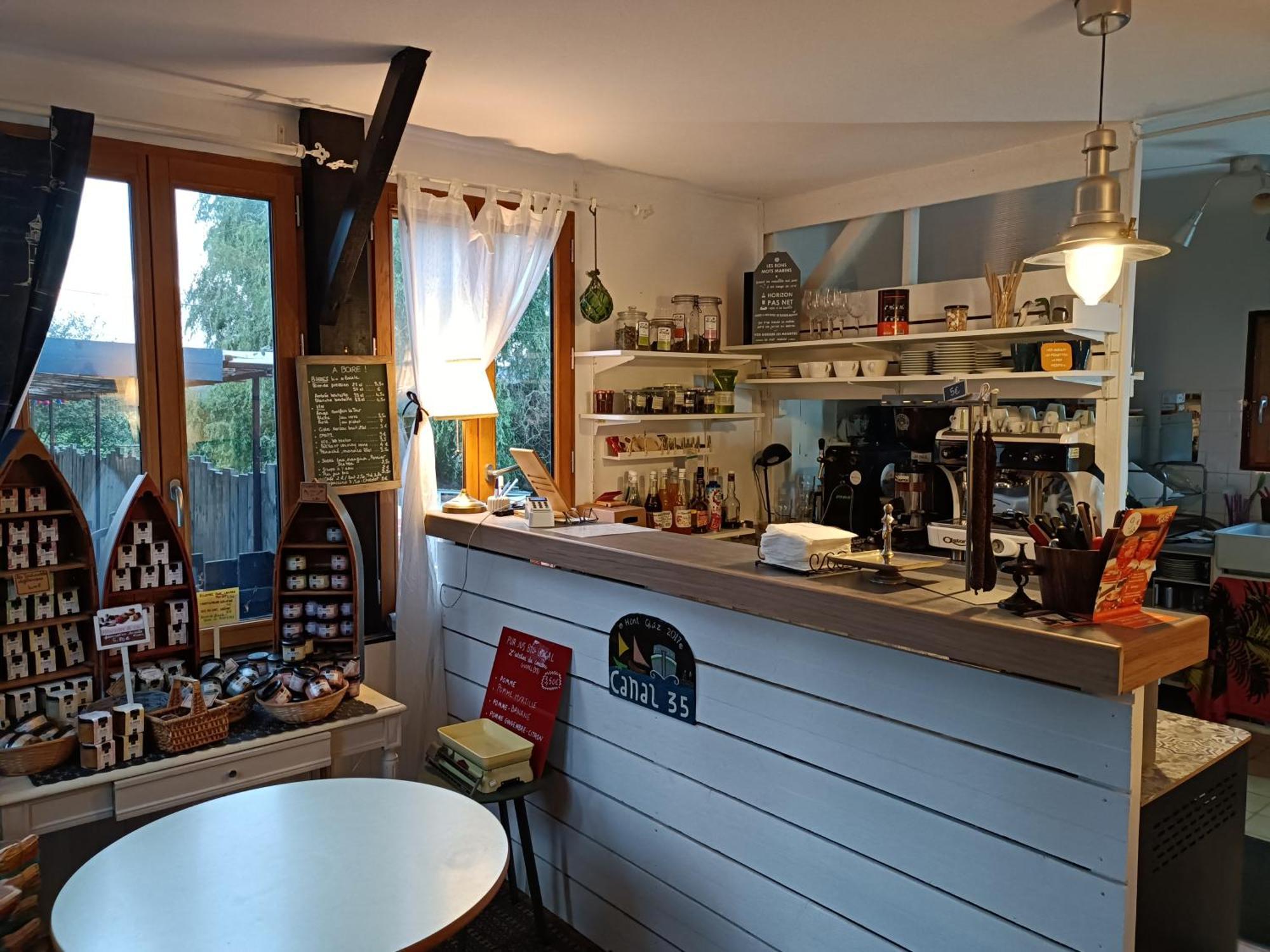 Ille Flottante, Maison Eclusiere Et Hebergements Insolites Sur Le Canal Hede-Bazouges Экстерьер фото