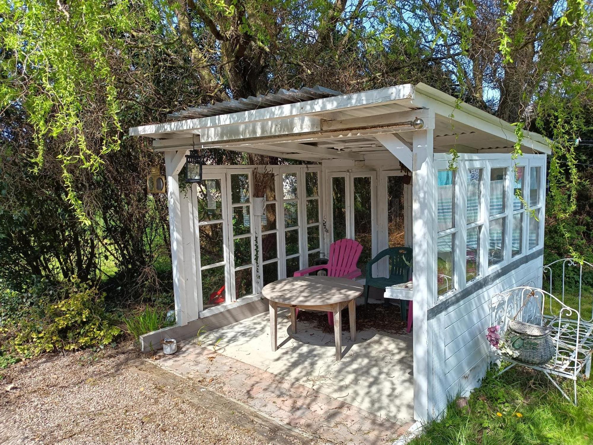 Ille Flottante, Maison Eclusiere Et Hebergements Insolites Sur Le Canal Hede-Bazouges Экстерьер фото